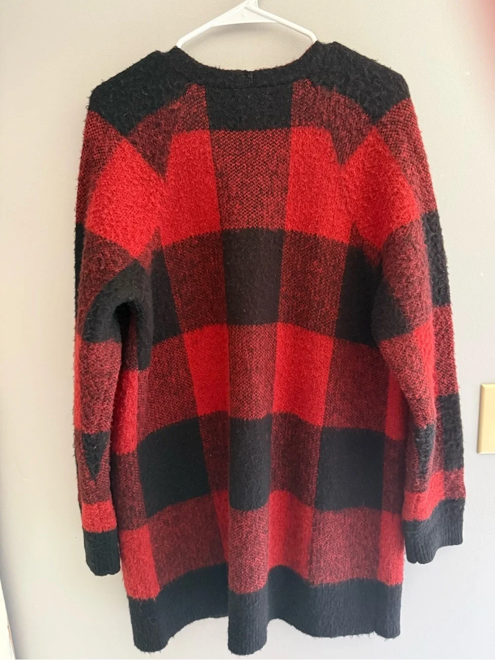 Lucky Brand Woman’s Black Red Buffalo Plaid Cardigan Sweater SZ M Long Pockets - Picture 8 of 10